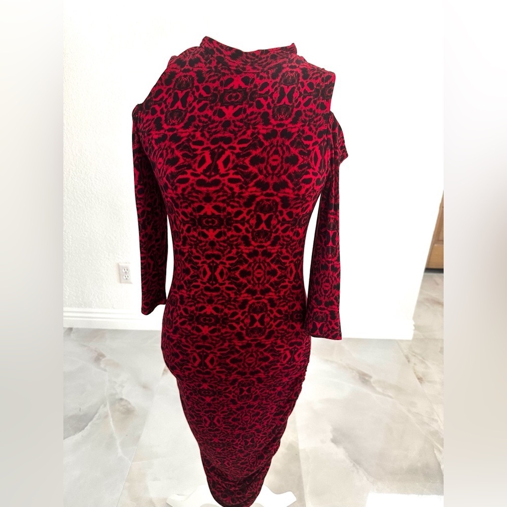 Jessica Simpson Red and Black Asymmetrical Bodycon Dress